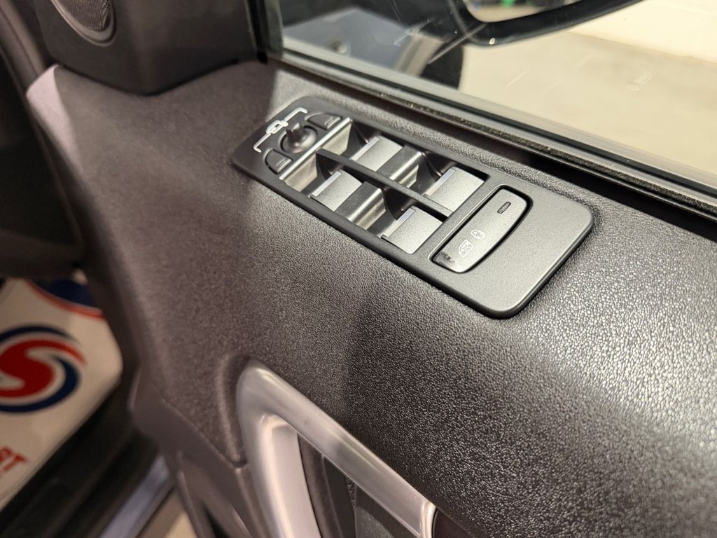 USED 2019 19 LAND ROVER DISCOVERY SPORT 2.0 TD4 SE Tech SUV 5dr Diesel Manual 4WD Euro 6 (s/s) (5 Seat) (150 ps) 