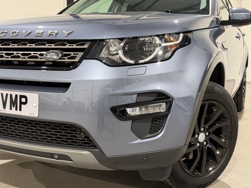 USED 2019 19 LAND ROVER DISCOVERY SPORT 2.0 TD4 SE Tech SUV 5dr Diesel Manual 4WD Euro 6 (s/s) (5 Seat) (150 ps) 