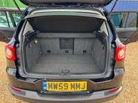 USED 2010 59 VOLKSWAGEN TIGUAN 2.0 TDI Sport SUV 5dr Diesel Manual 4WD Euro 5 (170 ps) FAMILY SUV