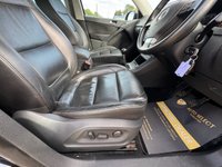 USED 2010 59 VOLKSWAGEN TIGUAN 2.0 TDI Sport SUV 5dr Diesel Manual 4WD Euro 5 (170 ps) FAMILY SUV