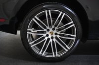 USED 2016 66 PORSCHE MACAN Porsche Macan 3.0 TD V6 S SUV 5dr Diesel PDK 4WD Euro 6 (s/s) (258 ps) +PAN ROOF+REAR/CAM+NAV+