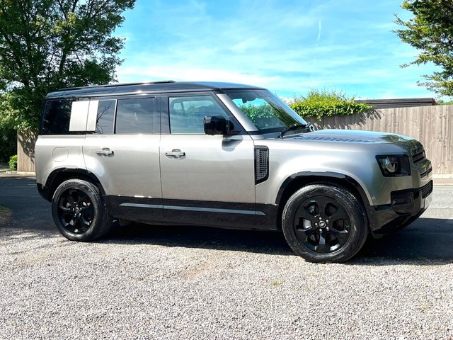 View our LAND ROVER DEFENDER 110
