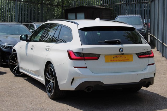 View our BMW 3 SERIES