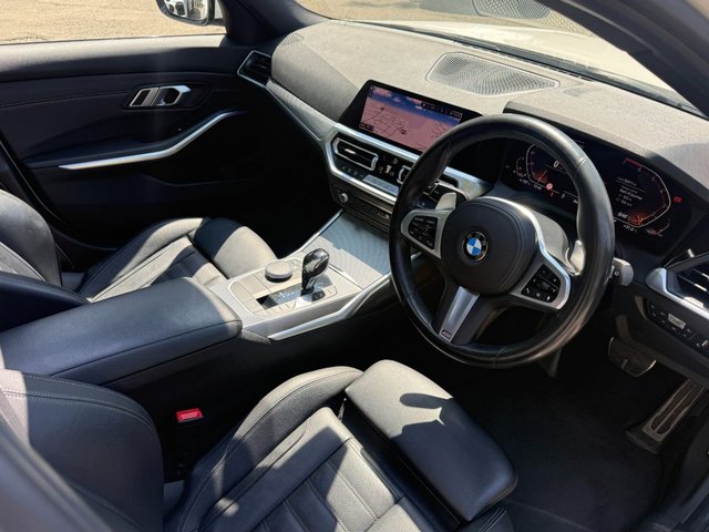 View our BMW 3 SERIES