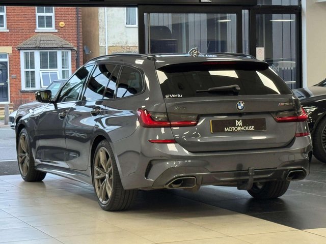 View our BMW 3 SERIES