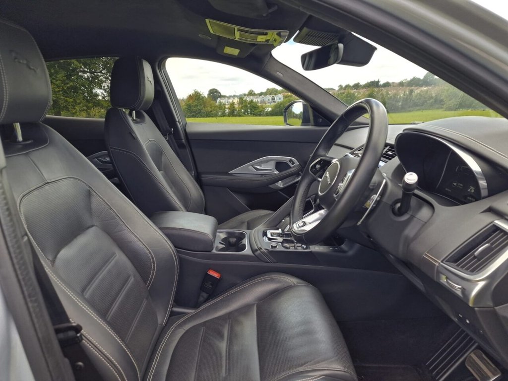 USED 2021 21 JAGUAR E-PACE 1.5 P300e 12.17kWh R-Dynamic HSE SUV 5dr Petrol Plug-in Hybrid Auto AWD Euro 6 (s/s) (309 ps) FINANCE AVAILABLE