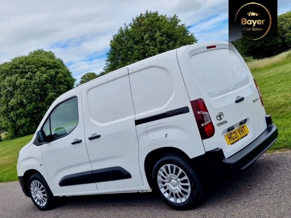 USED 2021 21 TOYOTA PROACE CITY 1.5 BlueHDi Icon Short Panel Van 5dr Diesel Manual SWB Euro 6 (75 bhp) FINANACE AVAILABLE