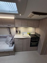 USED 2026 ELDDIS AVANTE 868 Rambler dealer special Motor mover!Air con!Fixed beds