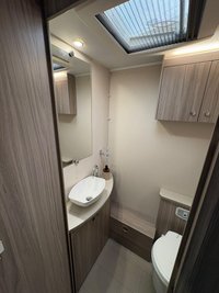 USED 2026 ELDDIS AVANTE 868 Rambler dealer special Motor mover!Air con!Fixed beds