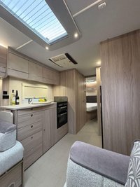 USED 2026 ELDDIS AVANTE 868 Rambler dealer special Motor mover!Air con!Fixed beds