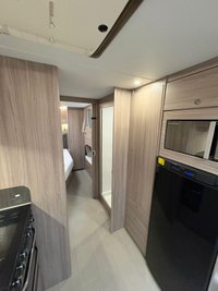 USED 2026 ELDDIS AVANTE 868 Rambler dealer special Motor mover!Air con!Fixed beds