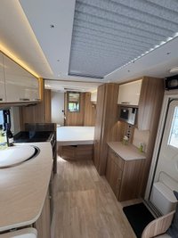 USED LUNAR ULTIMA 560 Island bed motor mover!service