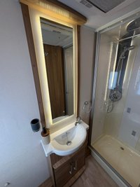 USED LUNAR ULTIMA 560 Island bed motor mover!service