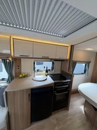 USED LUNAR ULTIMA 560 Island bed motor mover!service