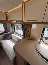 USED LUNAR ULTIMA 560 Island bed motor mover!service