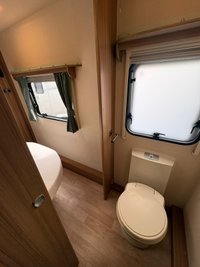 USED LUNAR ULTIMA 560 Island bed motor mover!service