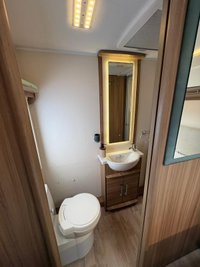 USED LUNAR ULTIMA 560 Island bed motor mover!service