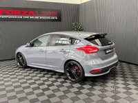 USED 2016 16 FORD FOCUS 2.0T EcoBoost ST-3 Hatchback 5dr Petrol Manual Euro 6 (s/s) (250 ps) FSH, STEALTH GREY, GREAT EXAMPLE