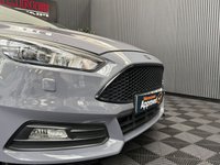USED 2016 16 FORD FOCUS 2.0T EcoBoost ST-3 Hatchback 5dr Petrol Manual Euro 6 (s/s) (250 ps) FSH, STEALTH GREY, GREAT EXAMPLE