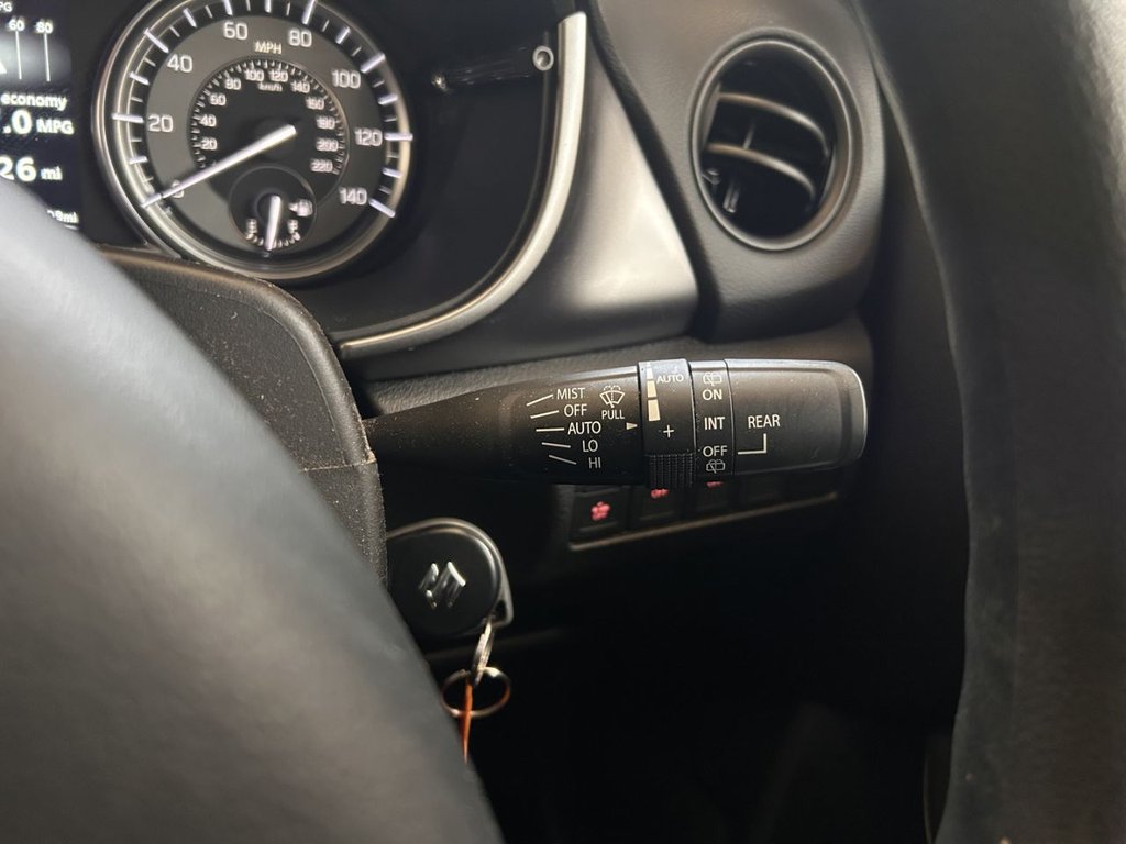 2023 Suzuki Vitara — image 13