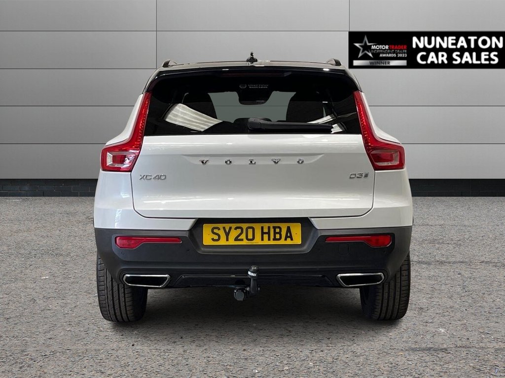 USED 2020 20 VOLVO XC40 2.0 D3 R-Design SUV 5dr Diesel Manual Euro 6 (s/s) (150 ps) Tow Bar