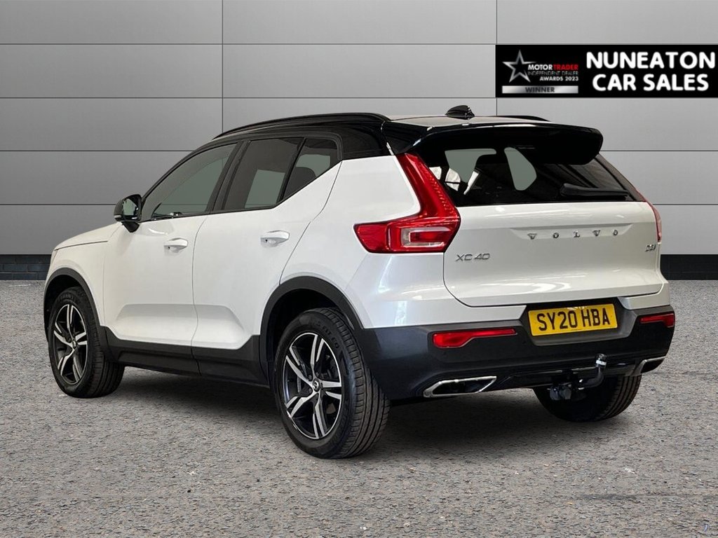 USED 2020 20 VOLVO XC40 2.0 D3 R-Design SUV 5dr Diesel Manual Euro 6 (s/s) (150 ps) Tow Bar
