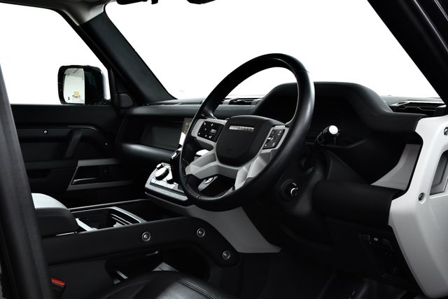 USED 2024 24 LAND ROVER DEFENDER 110 3.0 P400 MHEV XS Edition SUV 5dr Petrol Auto 4WD Euro 6 (s/s) (400 ps) Bespoke | 7 Seats/Pan/AirSus +