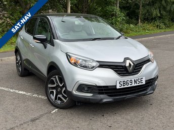 View our RENAULT CAPTUR