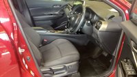 USED 2019 69 TOYOTA C-HR 1.8 VVT-h Design SUV 5dr Petrol Hybrid CVT Euro 6 (s/s) (122 ps)+2 KEYS+FSH 6 STAMPS+NAV+MEDIA+PARK CONTROL WITH CAMERA+18