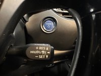 USED 2019 69 TOYOTA C-HR 1.8 VVT-h Design SUV 5dr Petrol Hybrid CVT Euro 6 (s/s) (122 ps)+2 KEYS+FSH 6 STAMPS+NAV+MEDIA+PARK CONTROL WITH CAMERA+18