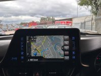 USED 2019 69 TOYOTA C-HR 1.8 VVT-h Design SUV 5dr Petrol Hybrid CVT Euro 6 (s/s) (122 ps)+2 KEYS+FSH 6 STAMPS+NAV+MEDIA+PARK CONTROL WITH CAMERA+18