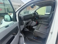 USED 2020 70 VAUXHALL VIVARO 1.5 Turbo D 2900 Sportive Panel Van 5dr Diesel Manual L2 H1 Euro 6 (s/s) (100 ps) Drives superb ! FSH