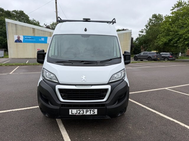 View our PEUGEOT BOXER