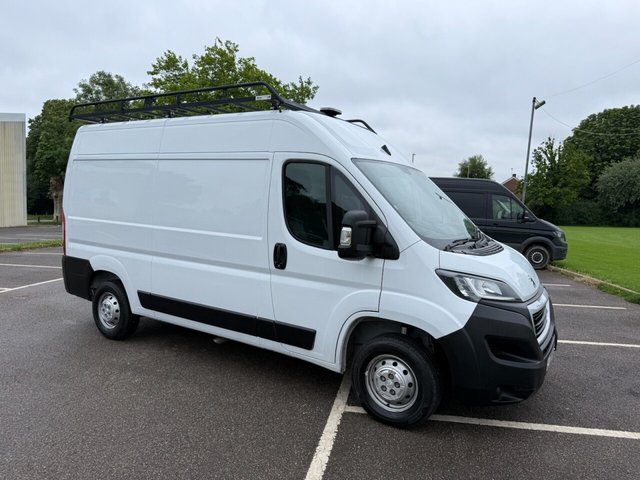 View our PEUGEOT BOXER