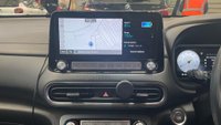 USED 2022 22 HYUNDAI KONA 39kWh SE Connect SUV 5dr Electric Auto (10.5kW Charger) (136 ps)+2 KEYS+1 OWNER FROM NEW+FSH+PARK CONTROL+HEATED SEATS+2 CABLES+AIRCON+BLUETOOTH+MEDIA+NAV+ALLOYS+CLIMATE+CRUISE 2 KEYS+1 OWNER FROM NEW+FSH+PARK CONTROL+HEATED SEATS+2 CABLES+AIRCON+BLUETOOTH+MEDIA+NAV+ALLOYS+CLIMATE+CRUISE+HPI CLEAR