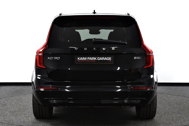 USED 2026 26 VOLVO XC90 2.0 B5 MHEV Plus Pro Dark SUV 5dr Petrol Hybrid Auto 4WD Euro 6 (s/s) (250 ps) PanRoof | H/Kardon | Stealth +