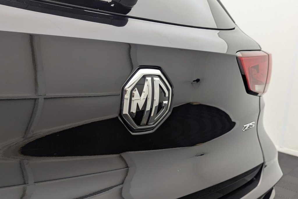 USED 2023 23 MG MG ZS 1.5 VTi-TECH Exclusive SUV 5dr Petrol Manual Euro 6 (s/s) (106 ps) Car Play, Camera, 17"Alloys