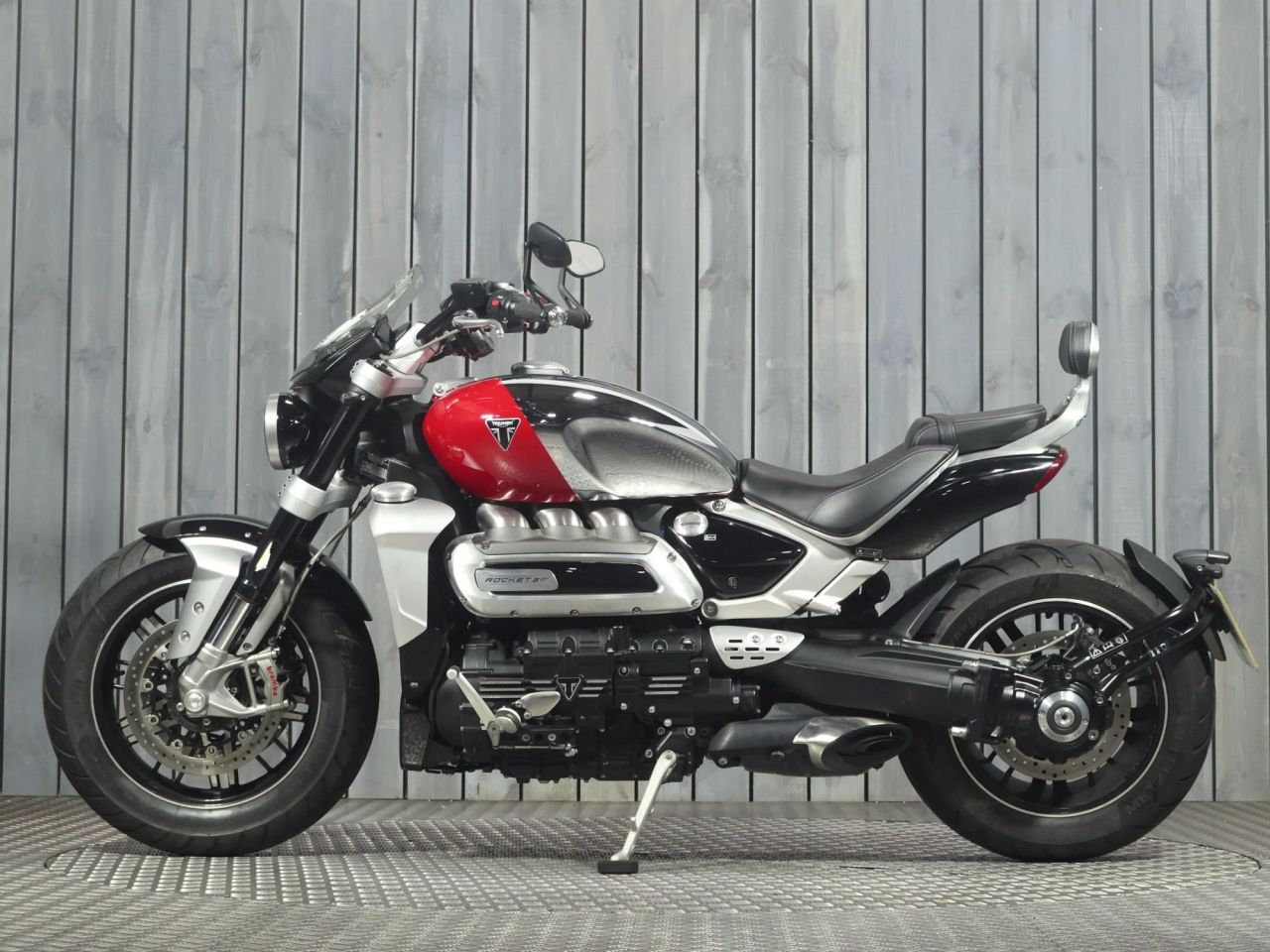 TRIUMPH ROCKET III
