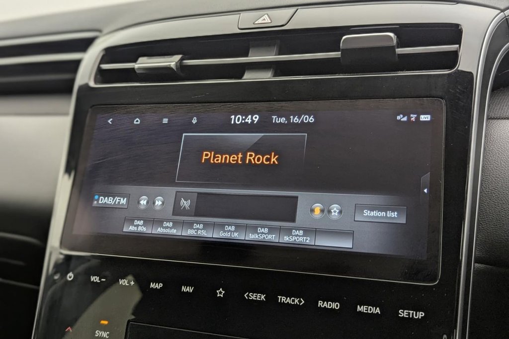 USED 2023 23 HYUNDAI TUCSON 1.6 h T-GDi SE Connect SUV 5dr Petrol Hybrid Auto Euro 6 (s/s) (230 ps) Car Play, Sat Nav, Camera