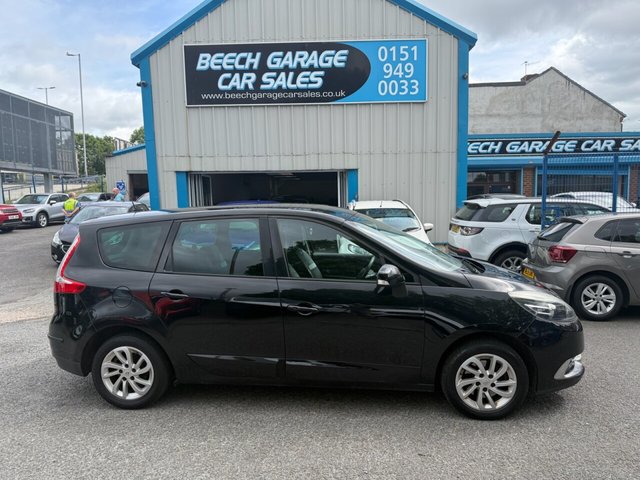 View our RENAULT GRAND SCENIC