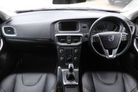 USED 2015 65 VOLVO V40 CROSS COUNTRY 2.0 D4 Lux Nav Hatchback 5dr Diesel Manual Euro 6 (s/s) (190 ps) 