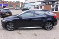 USED 2015 65 VOLVO V40 CROSS COUNTRY 2.0 D4 Lux Nav Hatchback 5dr Diesel Manual Euro 6 (s/s) (190 ps) 