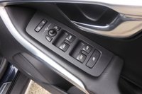 USED 2015 65 VOLVO V40 CROSS COUNTRY 2.0 D4 Lux Nav Hatchback 5dr Diesel Manual Euro 6 (s/s) (190 ps) 