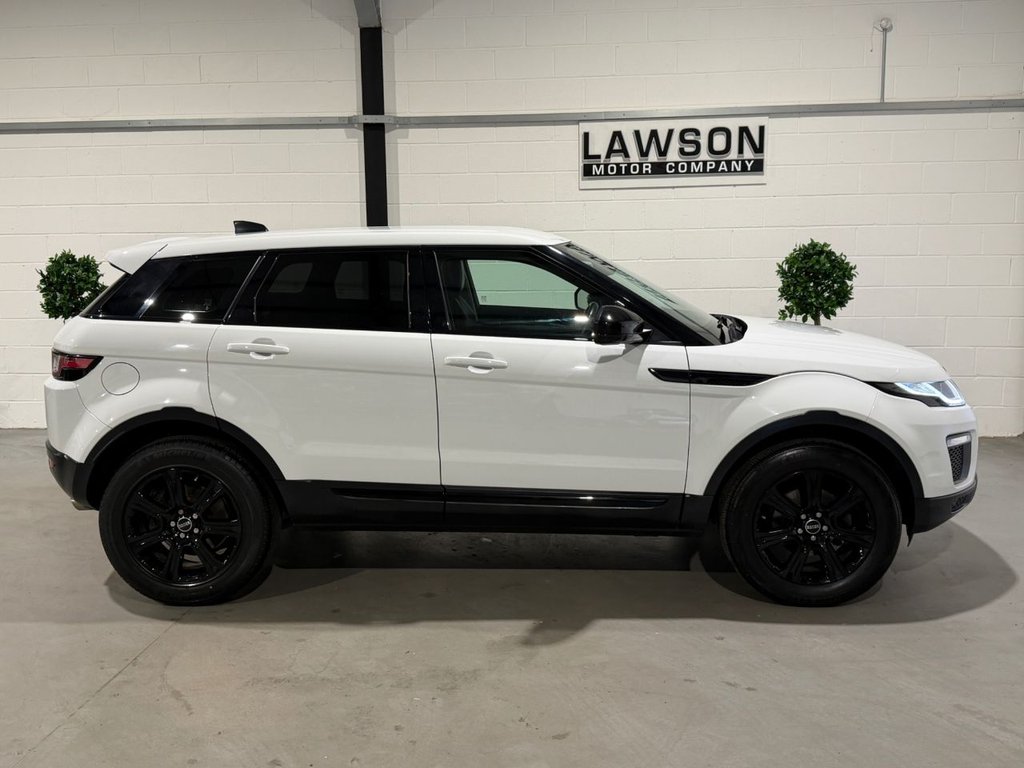 USED 2018 68 LAND ROVER RANGE ROVER EVOQUE 2.0 eD4 SE Tech SUV 5dr Diesel Manual FWD Euro 6 (s/s) (150 ps) 