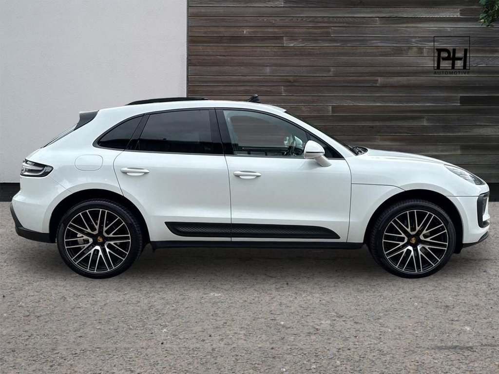 USED 2021 71 PORSCHE MACAN 2.0T SUV 5dr Petrol PDK 4WD Euro 6 (s/s) (265 ps) PANORAMIC ROOF|TURBO WHEELS