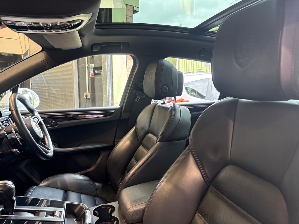 USED 2021 71 PORSCHE MACAN 2.0T SUV 5dr Petrol PDK 4WD Euro 6 (s/s) (265 ps) PANORAMIC ROOF|TURBO WHEELS