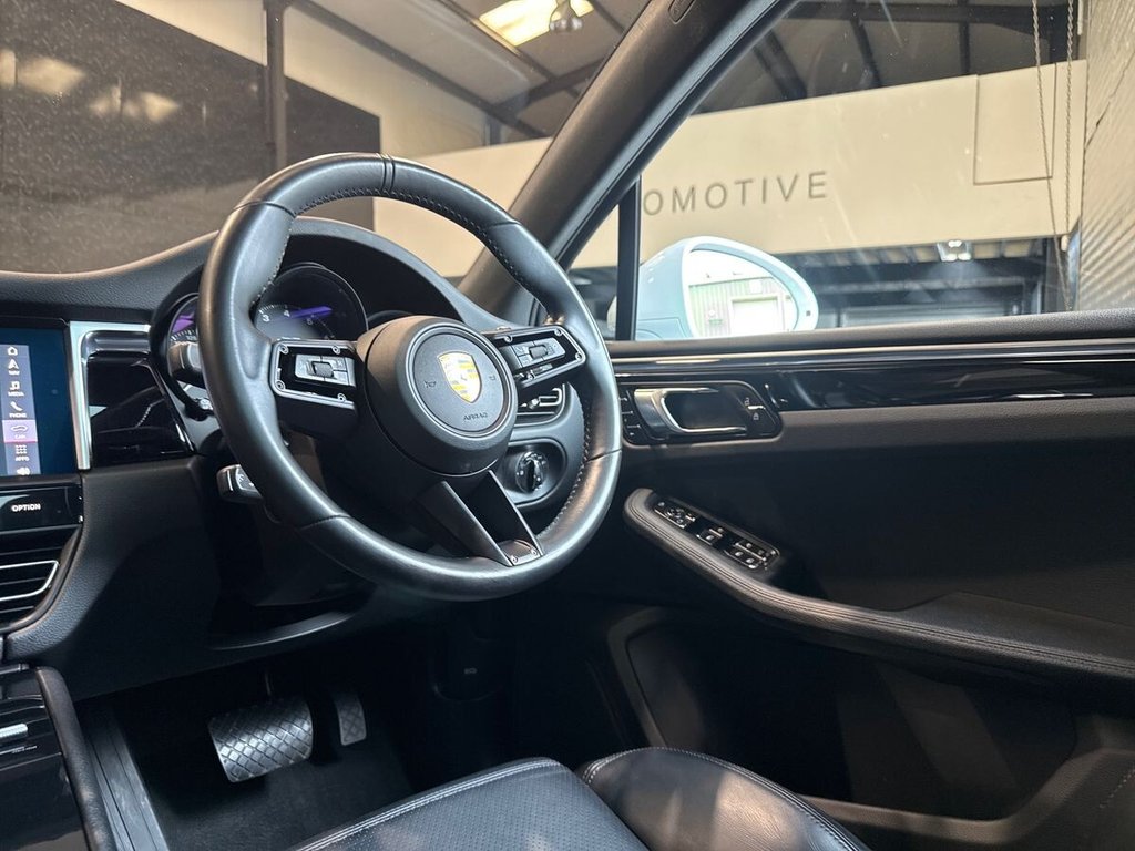 USED 2021 71 PORSCHE MACAN 2.0T SUV 5dr Petrol PDK 4WD Euro 6 (s/s) (265 ps) PANORAMIC ROOF|TURBO WHEELS