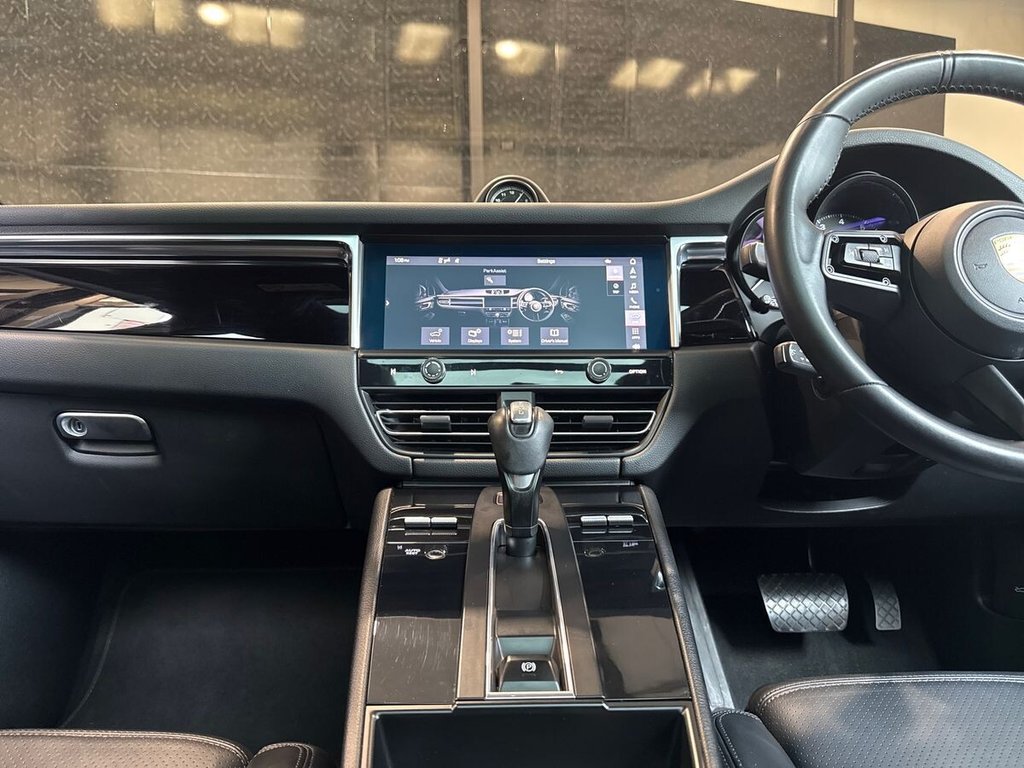 USED 2021 71 PORSCHE MACAN 2.0T SUV 5dr Petrol PDK 4WD Euro 6 (s/s) (265 ps) PANORAMIC ROOF|TURBO WHEELS