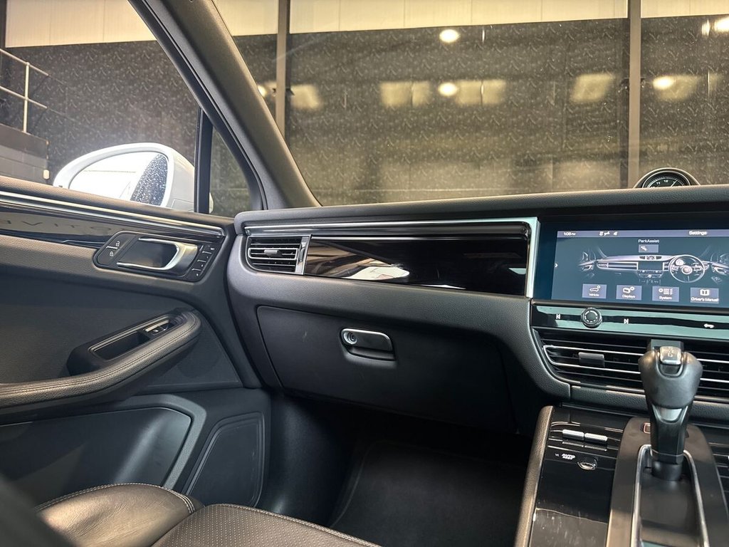USED 2021 71 PORSCHE MACAN 2.0T SUV 5dr Petrol PDK 4WD Euro 6 (s/s) (265 ps) PANORAMIC ROOF|TURBO WHEELS