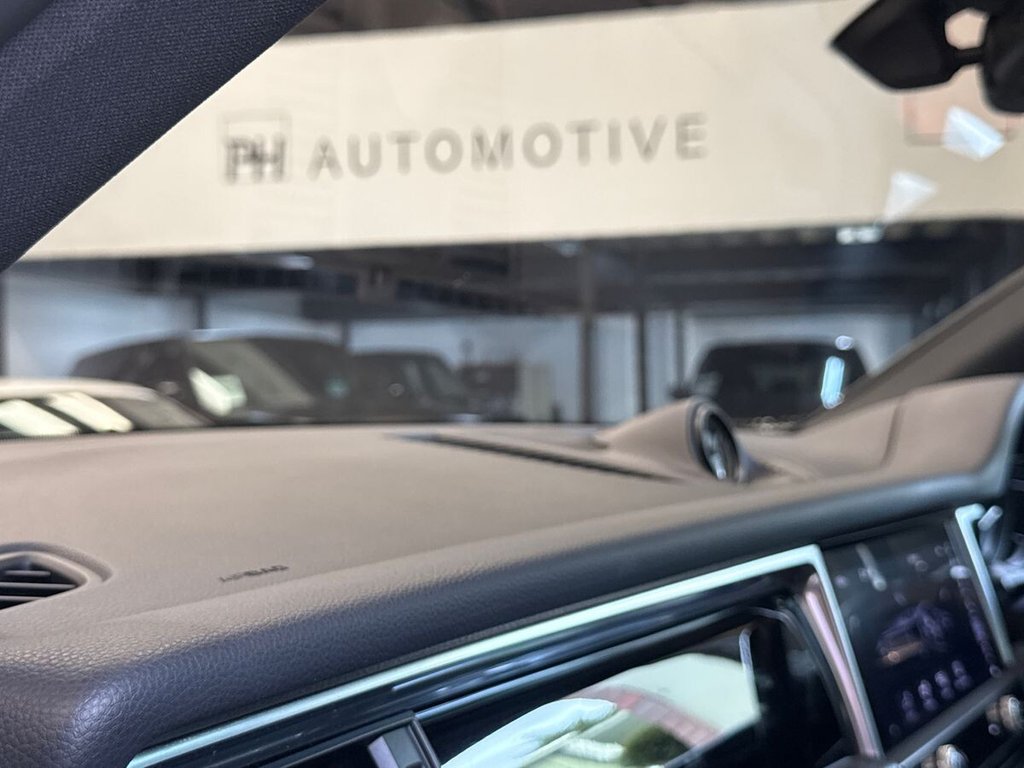 USED 2021 71 PORSCHE MACAN 2.0T SUV 5dr Petrol PDK 4WD Euro 6 (s/s) (265 ps) PANORAMIC ROOF|TURBO WHEELS